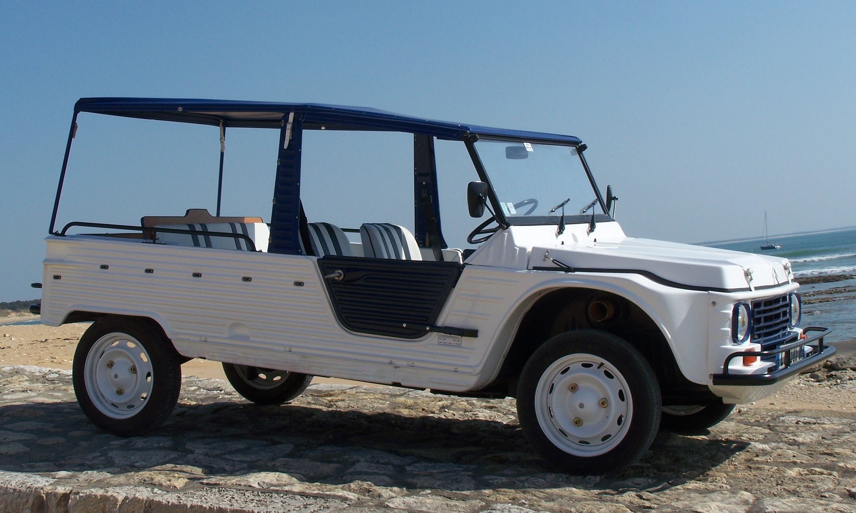  Location Citroën Mehari ile d'oléron