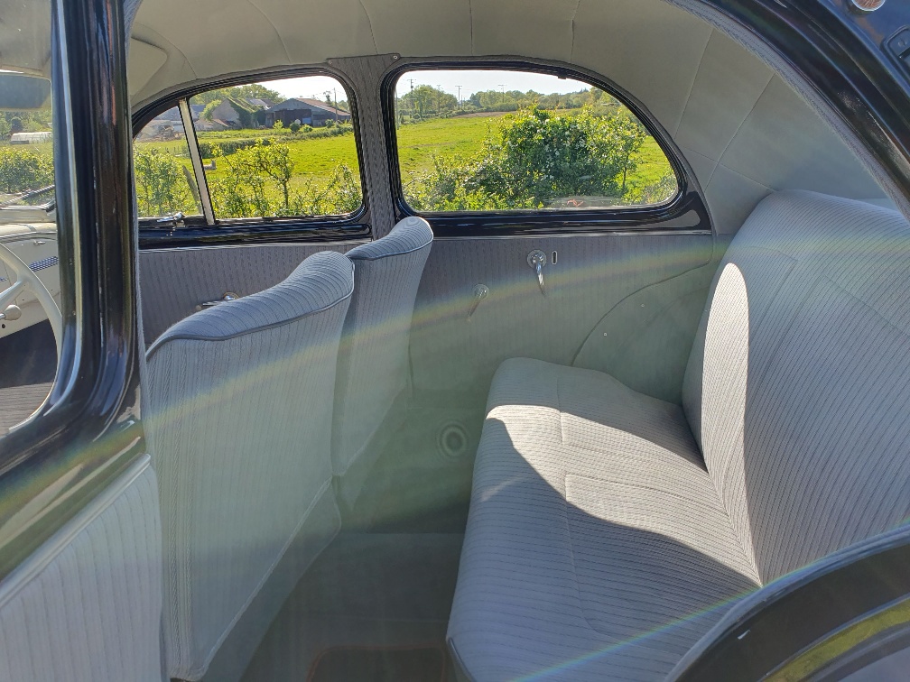 Rétro Balades Location Peugeot 203